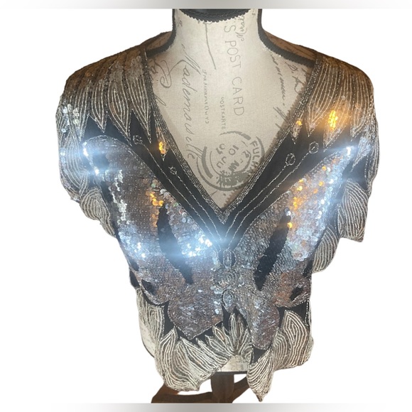 Vintage butterfly sequin top - Picture 5 of 9